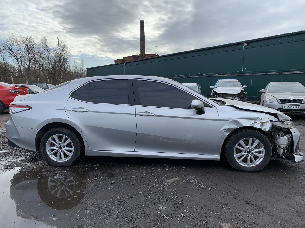 Toyota Camry 2018 года выпуска, по цене 1 300 000 руб.